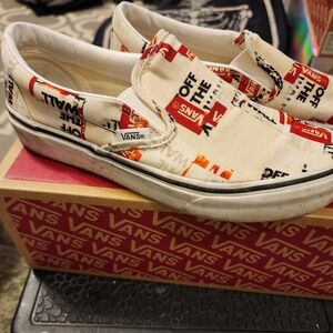 Vans low top shoes
